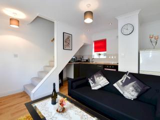 Pass the Keys Stylish House with Great location in Canton - Cardiff - 4