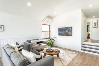 The Yamba House - The perfect coastal escape - 3