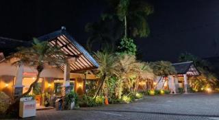 Augusta Hotel & Glamping Sukabumi - 1