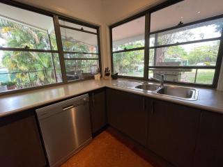 Peaceful, spacious hideaway - 1