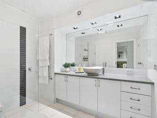Yarrawonga Lakeside Apartment 25 - 5