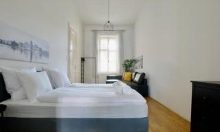 Budget Apartment by Hi5 - King street - for groups - 7