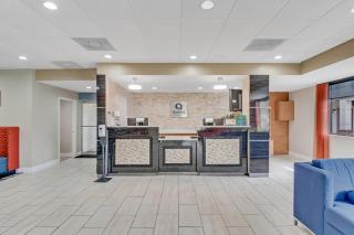 Quality Inn Dalton East - 2