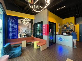 Patong Poshtel - 4