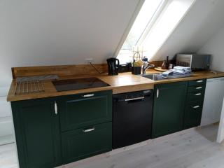 The 'Loft' Apartment- "Den Gule Svane" Guest House - near Rønne & Beach - 8