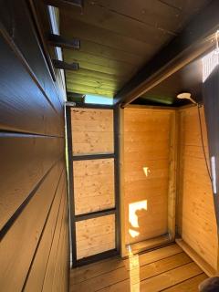 Lakeside Glamping - 9