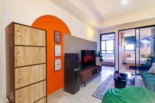 2BR Collins 1535 W Pool & Free Parking - 7