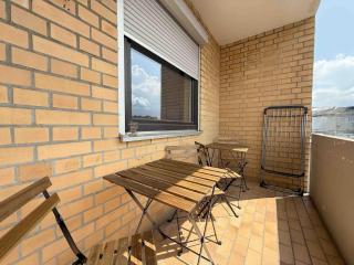 SAD165 Möblierte Monteurwohnung mit Balkon - 1
