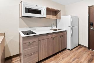 WoodSpring Suites Greenville Airport - 1
