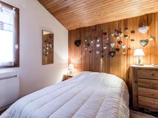 Superbe chalet 10 pers avec terrasse, jardin et parking à 2 min des pistes – Montchavin - FR-1-329-87 - 2