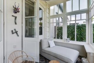 Villa Loft Apartment with Light Garden - 1