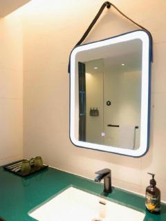 City Comfort Premier Hotel Xiaogan Anlu Railway Station Dongda Times Square - 8