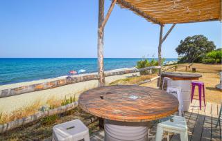 2 Bedroom Cozy Apartment In Prunete - 6