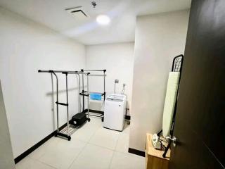 High Floor 2BR Modernized Elegant by A & E CityEscapes at Uptown Parksuites Tower 1 - 4