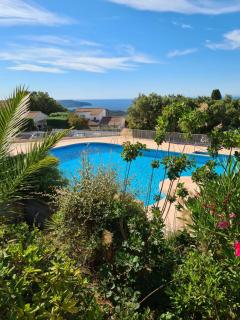 charming apartment - view of the Cavalaire bay - 1