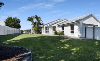 Waterfront holiday home - 7