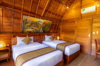 Puri Kurnia Ayu - 1