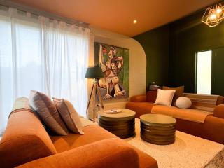 Fuller Holidays - Jali, Byron Town Entertainer - 9