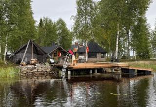 Traditional Chalet on Wilderness Island 20km from Rovaniemi - 1