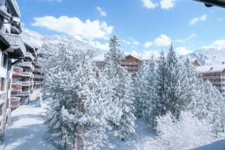 ARC 1950 - Appartement 8 personnes Duplex Cheminée - ski aux pieds - Sauna, Hammam, Jacuzzi, Piscine - 6