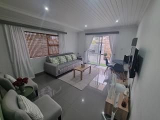 1 On Sonnet Unit Mia - 3