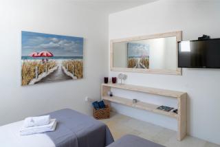 Villa Mia - Chrissi Akti - 8