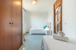 Villa Jazmin for 8 with swimming pool and beach views - 1