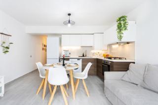 TenoHomes Elegant Hideaway in Nature - 1