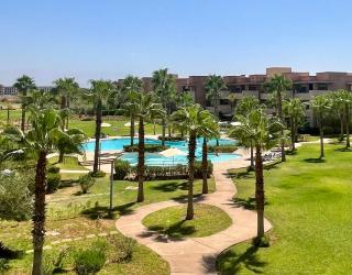 Superb apartment with all amenities and pool - 0