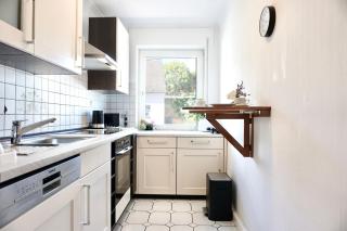 NEU I 2 Schlafzimmer für bis zu 8 Gäste mit schönem Balkon und privatem Stellplatz unmittelbar an der Mosel - 3