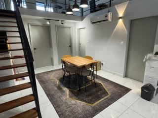 The AJ's Suites - Arte Cheras - 9