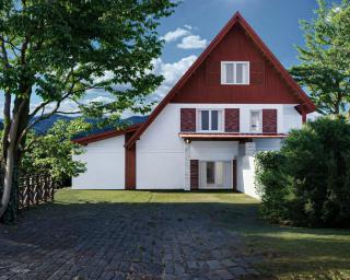 Harmony Homes - Le Chalet Rouge - Indoor Pool Sauna & Spa - 0