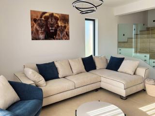 Villa Fiducia - Luxury Villa With Private Pool - 2