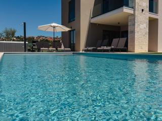 Villa Fiducia - Luxury Villa With Private Pool - 3
