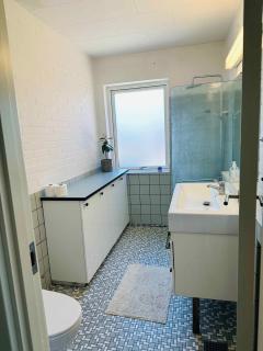 Spacious House With Garden And Parking Near Boxen - 2