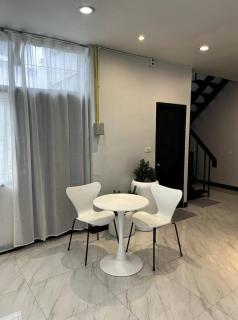 4BR 12PAX 7min walk to Samitivej Sukhumvit Hospital - 2