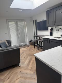 Outer apartment - park view - 4