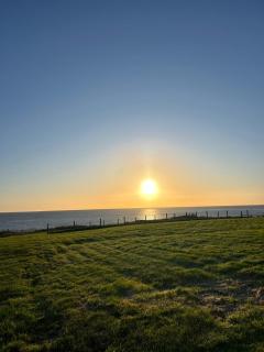 The Lazy Acre - Secluded Cottage with Garden & Sunset Views - 7
