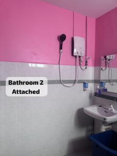 SP Mawar Homestay - 9