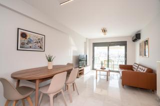 Modern 2 Bedroom Apartment - 6