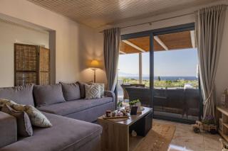 Villa Venia - Cozy Escape with Scenic Sew View, by ZanteWize - 8