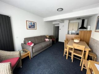 Le Chalet - Piscine - 2 Pièces pour 6 Personnes MAE-6053 - 8