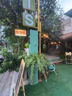 The oasis on 8 Tropical 2 - 9