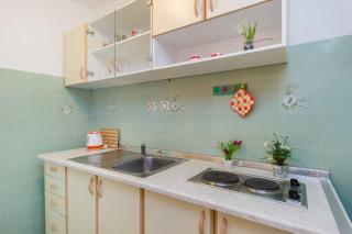 Apartment Malaga - Tribunj - 3