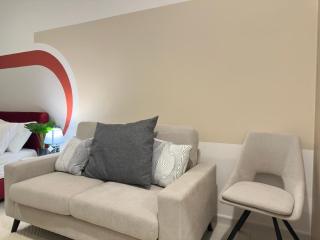 Cozy couple suite 23A3B at KLCC - 9
