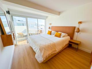 Sunny Resort Beach House with Pools and Private beach - 5