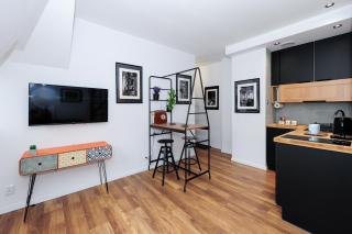 KJ Suite - 5