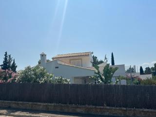 Ferienvilla, mit Pool, großer Terrasse und atemberaubenden Meerblick u Bergblick - 9