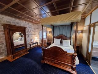 Hôtel-Restaurant Le Manoir De Montesquiou - 2