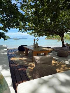 BAIA - Beachfront Boutique Lodge in San Vicente, Palawan - 6